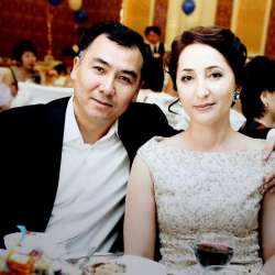 Салкынай Алимбаева, Равшан Жээнбековдун жубайы: “Саясатчынын жубайы болуу кыйын, бирок аялынын колдоосу саясатчы үчүн өтө маанилүү”