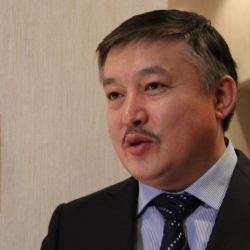 Ахматбек Келдибеков, коомдук ишмер: 