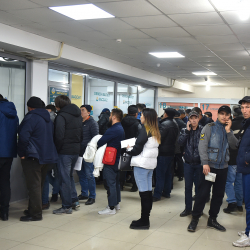 Өкмөт биометрикалык жалпы жарандык паспортторду берүү процессин катуу көзөмөлгө алат