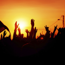 “Тегиңди биле жүр, ал сени маңкуртчулуктан сактайт” же тегин билбеген сабатсыз тажик генералына кулак кагыш