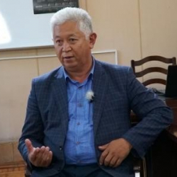 Кыяс Молдокасымов: Тарыхка араң тапкан акчабызды алдырып ийе жаздадык