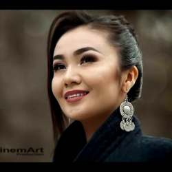 ФОТО - Самара Каримова бийликтин партиясы менен шайлоого аттанды