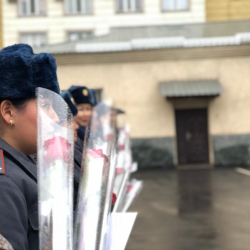 В УВД Октябрьского района поздравили женщин в погонах с Международным женским днем