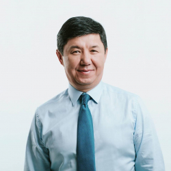 ВИДЕО - Экс-премьер-министр Темир Сариев айымдарды 8-март майрамы менен куттуктады