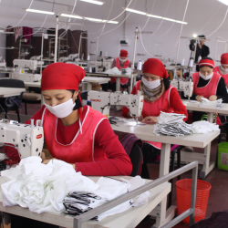 Жалал-Абад шаарында медициналык бет кап чыгарыла баштады