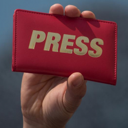 Китай отозвал аккредитацию у журналистов крупных американских газет