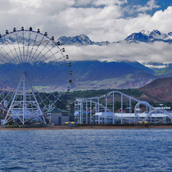 COVID-19: Ысык-Көлдүн кире беришине кошумча посттор коюлууда