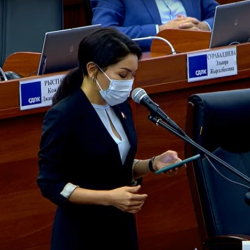 Элвира Сурабалдиева: Ушунчалык “пафос” менен ачылган заңгыраган оорукананы эмне үчүн обсервацияга колдонбойбуз?