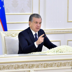 АУДИО - Шавкат Мирзиёев, Өзбекстан Республикасынын Президенти: “Ким карантиндин эрежесин бузса, 10 жылга камалат”