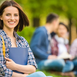 Эгерде сиз учурда санаа тартып, кыжаалат болуп турсаңыз психологдорго кайрылыңыз. Номер