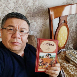 Алмамбет Шыкмаматов, ЖК депутаты: “Эркиндикти эңсеп, кошоматчылык, интригаларга малынып...”