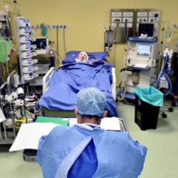 COVID-19 убил свыше 10 тысяч людей в Италии. Излечившихся все больше