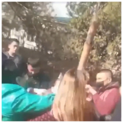 ВИДЕО - Коронавирустун айынан ишинен же бизнесинен айрылган жарандар чабуул жасашты