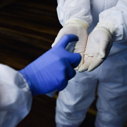 Жалал-Абаддагы жугуштуу оорукананын бардык кызматкерлери коронавирусту жуктуруп алышкандыктан, оорукана жабылдыбы?