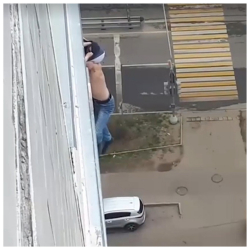 ВИДЕО-Селфини сүйгөн адам өлүп кала жаздады...