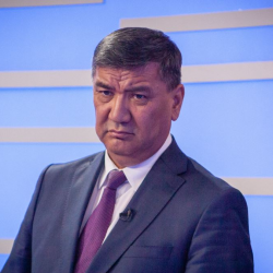 Искендер Матраимов Космосбек Чолпонбаевге кандай чара колдонулаарына кызыкты