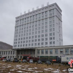 Кытайда дагы бир оорукана шашылыш ачылды