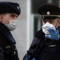 Москва облусунда бет кап тагынбагандарга 4 миң рубль айып салына баштайт