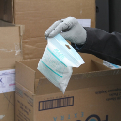 ЕККУнун Бишкектеги Программалык кеңеси ИИМге медициналык коргонуучу каражаттарды тапшырды