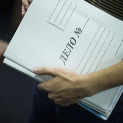 Шоколад уурдады деп айыпталып, 8-кабаттан боюн таштаган баланын окуясы боюнча соттук отурум башталат