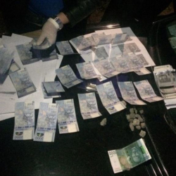 Пара алып жаткан жеринен кармалган прокурор эки айга камакка алынды