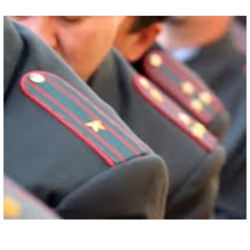 ВИДЕО- Нарын облусунун жетекчилиги тамак-ашы жана жатаканасы үчүн милиционерлерден акча чогултуп жатабы?