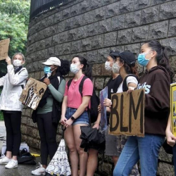 СҮРӨТ - Гонконгдун тургундары митинг уюштурушту