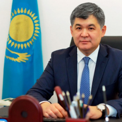 Казакстандын Саламаттыкты сактоо министри коронавирус жуктуруп алды