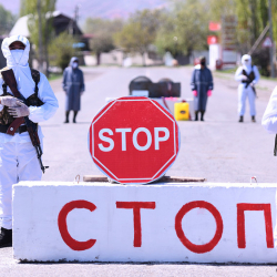 Чукул кабар! Бүгүн республикалык штабдын жыйынында Бишкекке өзгөчө абал киргизүү маселеси каралат