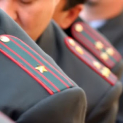 Бычакталган кызды бошоткон подполковник Эркин Жаанбаев көз жумду