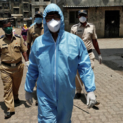 Индияда үйлөнүү той өткөрүп, 100дөн ашык адамга коронавирус жуктурган жигит каза болду