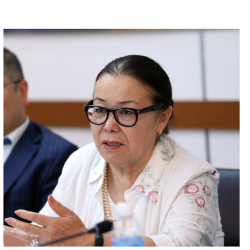 Ишенгүл Болжурова: “Даватчы сакалчандарды, хиджап кийгендерди жана өспүрүмдөргө намаз окутканды токтотолу”