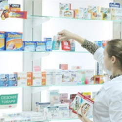 Өзбекстанда коронавирустан үйүндө дарыланып жаткандарга дары-дармек акысыз берилет