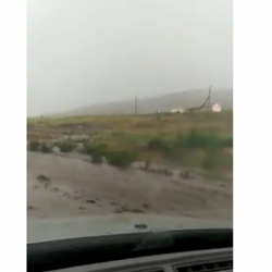 ВИДЕО - Ысык-Көлдө сел жүрүп, унаа өтүүчү жолду жууп кетти