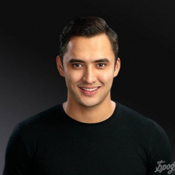 Тауекел Муслим, актёр: “Мен атам жөнүндө көп нерсе айта албаймын”