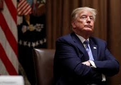 Трамп партиясынын Флоридадагы курултайын өткөрүүдөн баш тартты