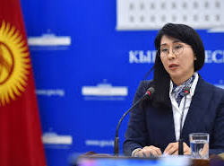 Аида Исмаилова Чолпон-Атада медкызматкерлердин жетишсиздиги болгонун айтты