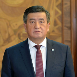 Президент Сооронбай Жээнбеков кыргызстандыктарды Курман айт майрамы менен куттуктады