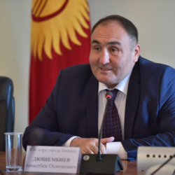 “Бишкек суу канал” өндүрүштүк-эксплуатациялык башкармалыгынын жетекчиси Бакытбек Дүйшөмбиев кызматтан кетти