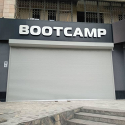 В Бишкеке во второй раз закрыли компьютерный клуб, работающий без разрешения