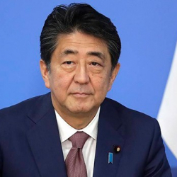 Япониянын премьер-министри Синдзо Абэ ден соолугуна байланыштуу кызматтан кетүүнү чечти
