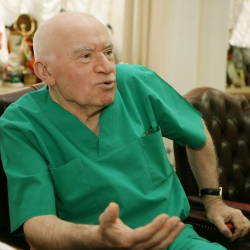 Кардиохирург Лео Бокерия назвал способ продлить жизнь на 12 лет