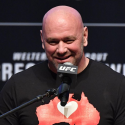 Күзөтчү аял UFC уюмунда иштей баштады