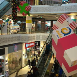 Соода борборлорундагы тамак-аш бөлүмүнүн ижарачылары иштөөгө уруксат сурашты