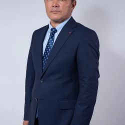 Канат Аманкулов, “Мекеним Кыргызстан” саясый партиясынан депутаттыкка талапкер: “Элибиз жакшы жашоого татыктуу жашаш үчүн биздин партия бардык аракеттерди жасайт”