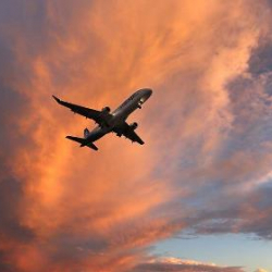 Кыргызстан менен Казакстандын ортосунда туруктуу авиакаттам 17-сентябрда ачылат