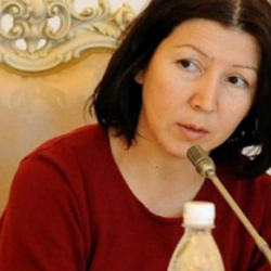 Динара Ошурахунова: 