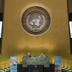 Кыргызстан стремится к членству в Совбезе ООН, напомнил Жээнбеков Генассамблее