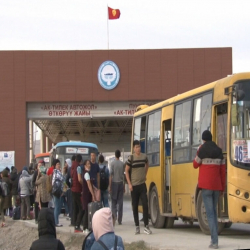 Соль Илецктен келген кыргыз жарандары үйлөрүнө жеткирилди