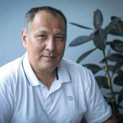 Видео - Блогер-активист Маргулан Боранбай водворен в ИВС Алматы